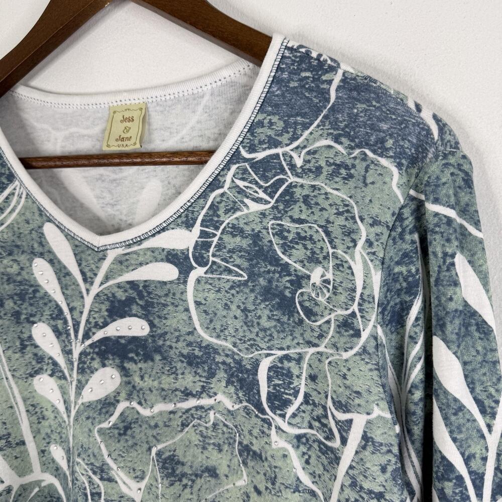 Jess & Jane Top Blue Floral Rhinestone Medium V-Neck 3/4 Sleeve Jersey T-Shirt